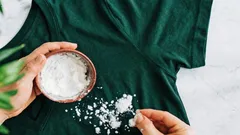 Vyblednuté oblečenie bude ako nové: rýchly a lacný spôsob bez chemického čistenia