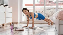 Silné telo sa začína doma: 5 cvikov, ktoré zapoja všetky svaly naraz